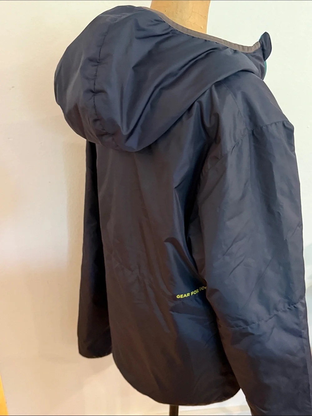Cotopaxi L Hooded Two-Tone Puffer Jacket in Navy, Olive & Teal great condition - Picture 6 of 7